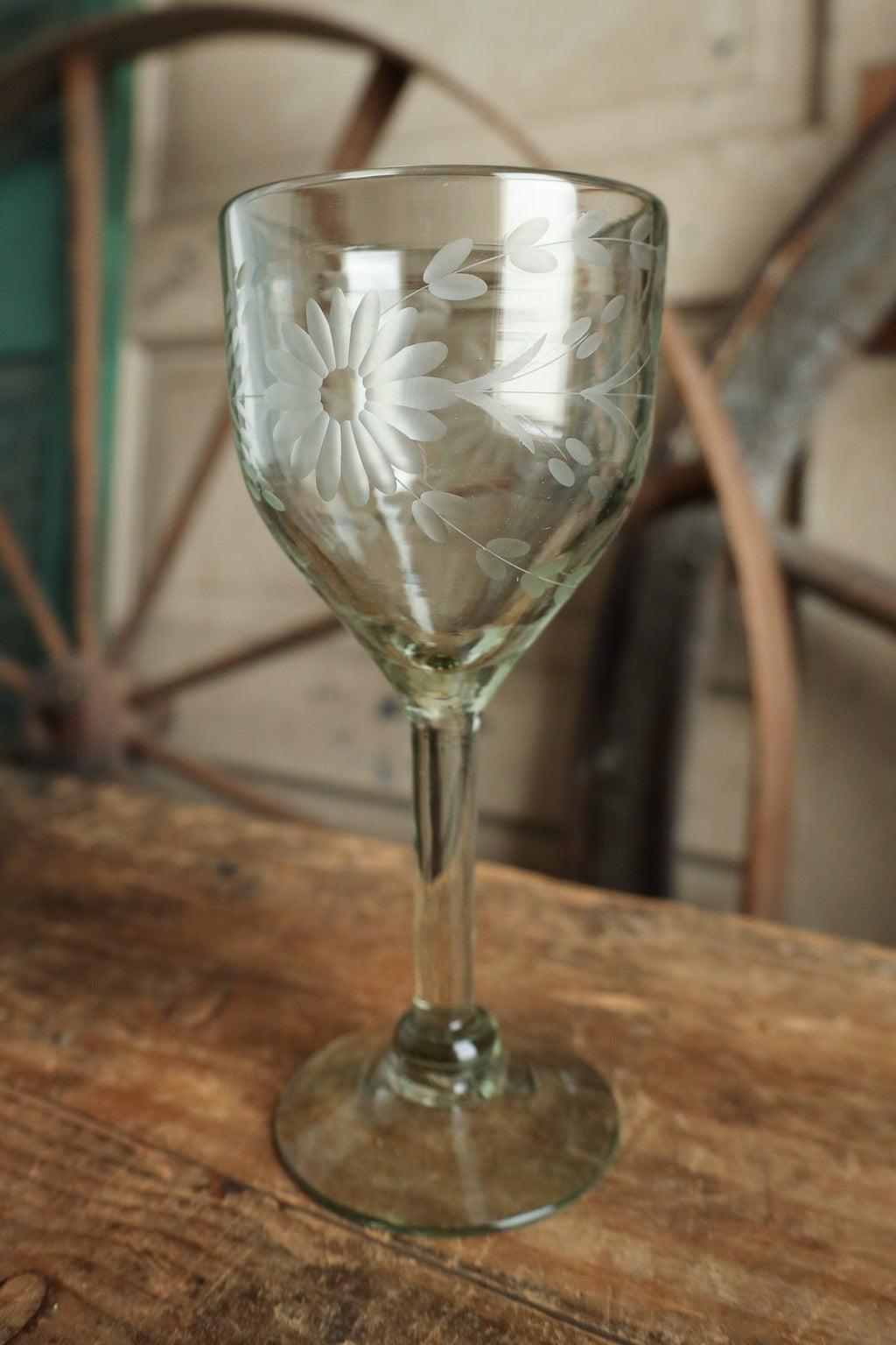 Rose Ann Hall Condessa Wine Glass- Clear – Maverick Fine Western Wear