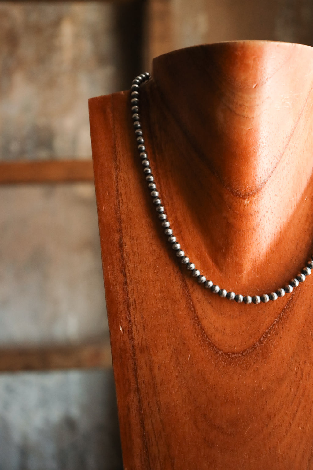 Sterling Silver Navajo Pearl 18