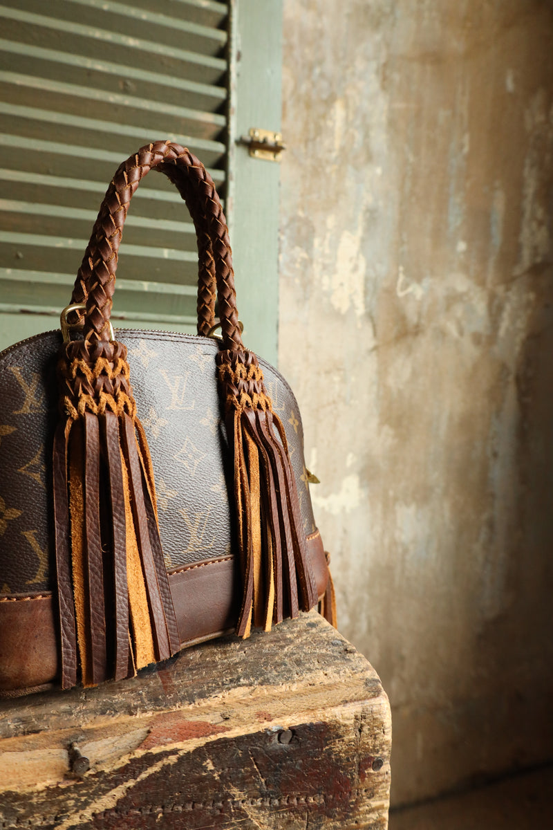 LEATHER AND VODKA ALMA BB CAMEL BAG