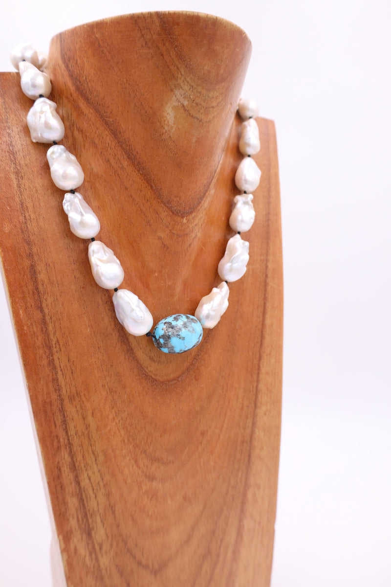 LOVE TOKENS BAROQUES WITH TURQUOISE NUGGET NECKLACE