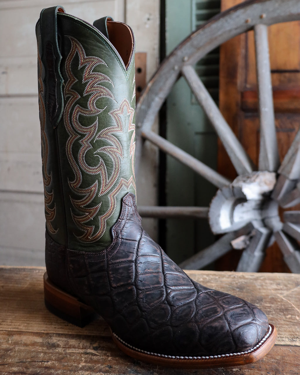 Justin Men's Howman Antiqued Chocolate Crocodile 13