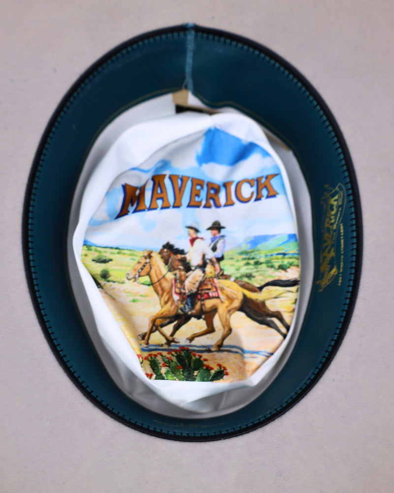 Inner lining with infamous mural painting printed on the lining. This stunning artwork captures the essence of the Old West and adds a touch of tradition and personality to the hat's interior. MAVERICK FINE WESTERN WEAR PLATINUM DROVER HAT