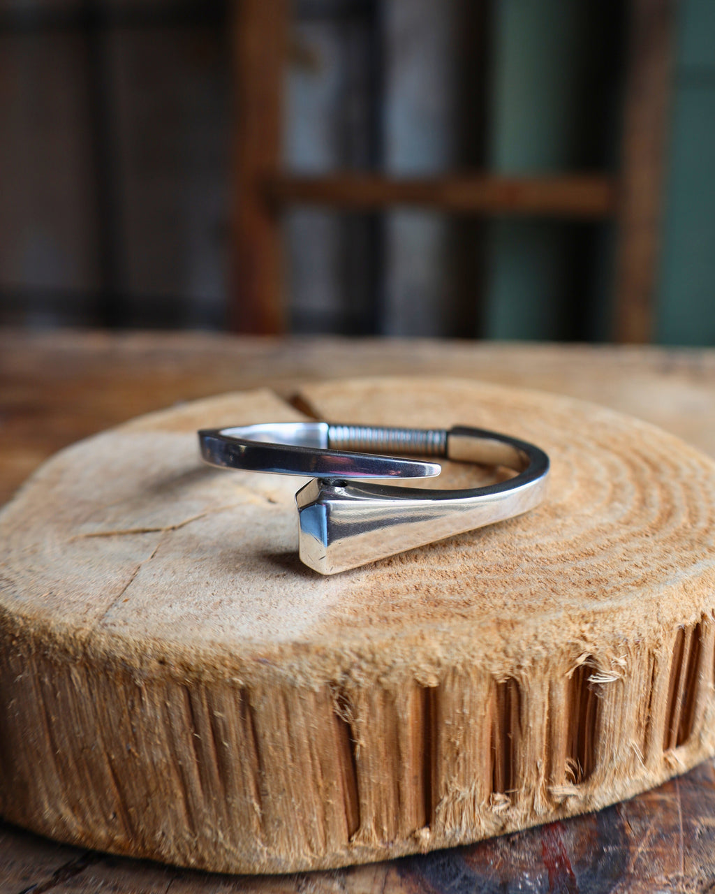 ★rosemont★ Silver Ribbon Bracelet RA24C42K Mr. LOWE Men's Silver Rope Cuff Bracelet – Sheryl Lowe