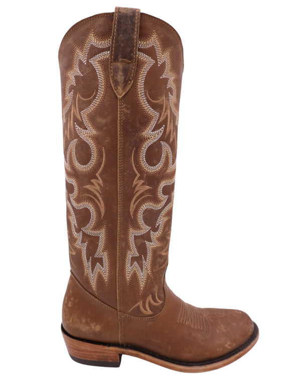 Brown cowgirl boot with white, cream and brown stitching with roper toe