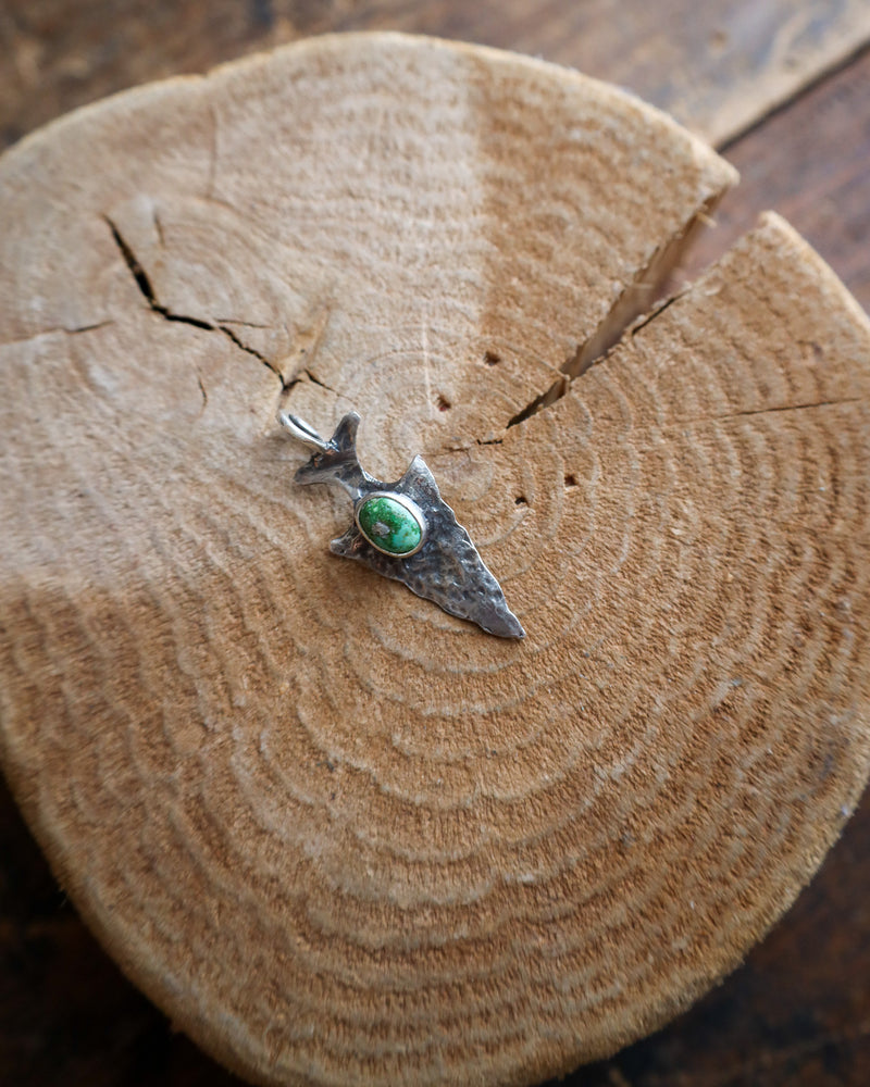 Sterling Silver Arrowhead Green Turquoise Stone Pendant