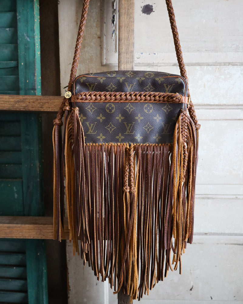 LEATHER AND VODKA COMPIEGNE 23 FRINGE CAMEL BAG