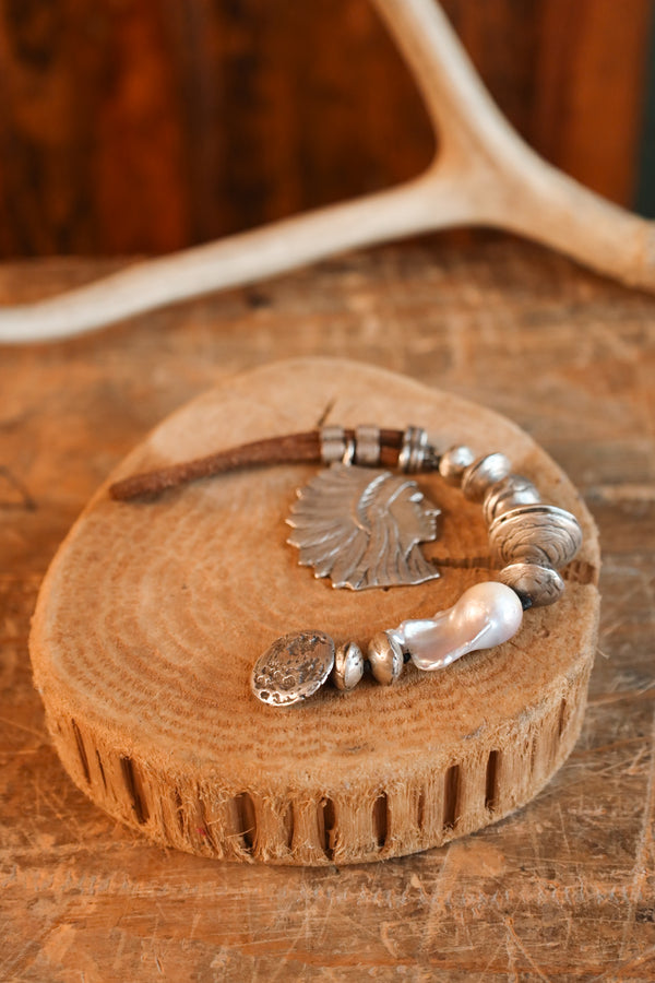 LOVE TOKENS STERLING SILVER HAMMERED BEADS, PEARL AND CHIEF HEAD WITH LEATHER BRACELET 