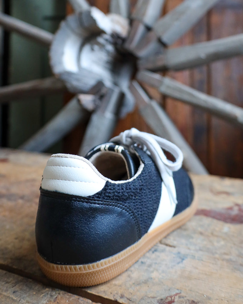 SHU SHOP SYDNEY LACED WOVEN SNEAKER