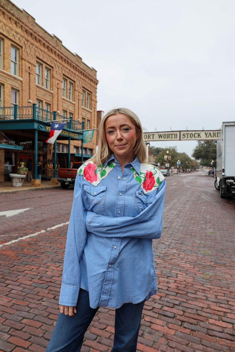 Totem Embroidery Roses Blouse