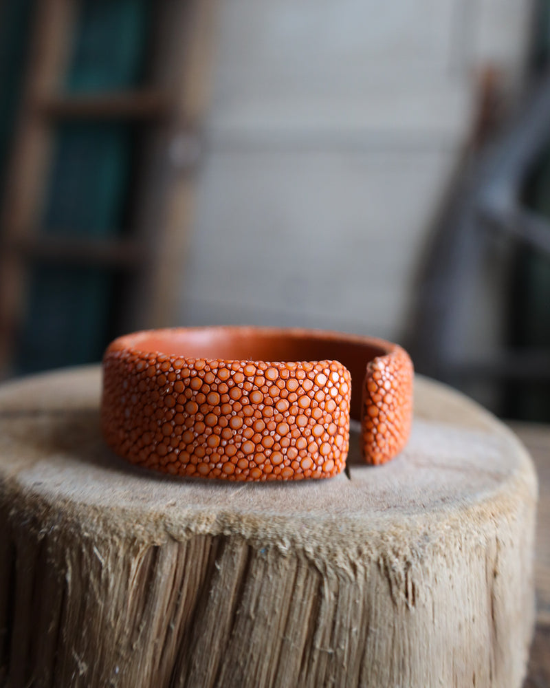 20mm STINGRAY FLAT CUFF- ORANGE 