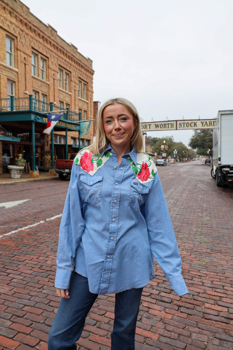 Totem Embroidery Roses Blouse