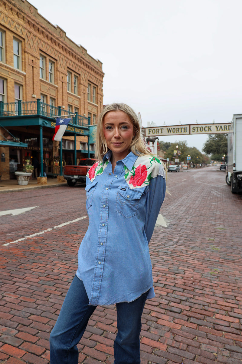 Totem Embroidery Roses Blouse