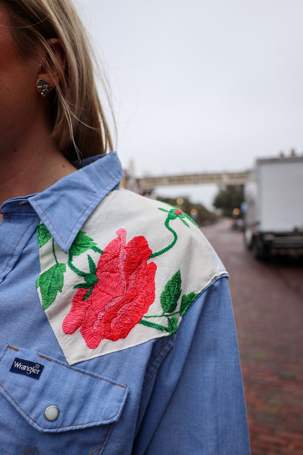 Totem Embroidery Roses Blouse