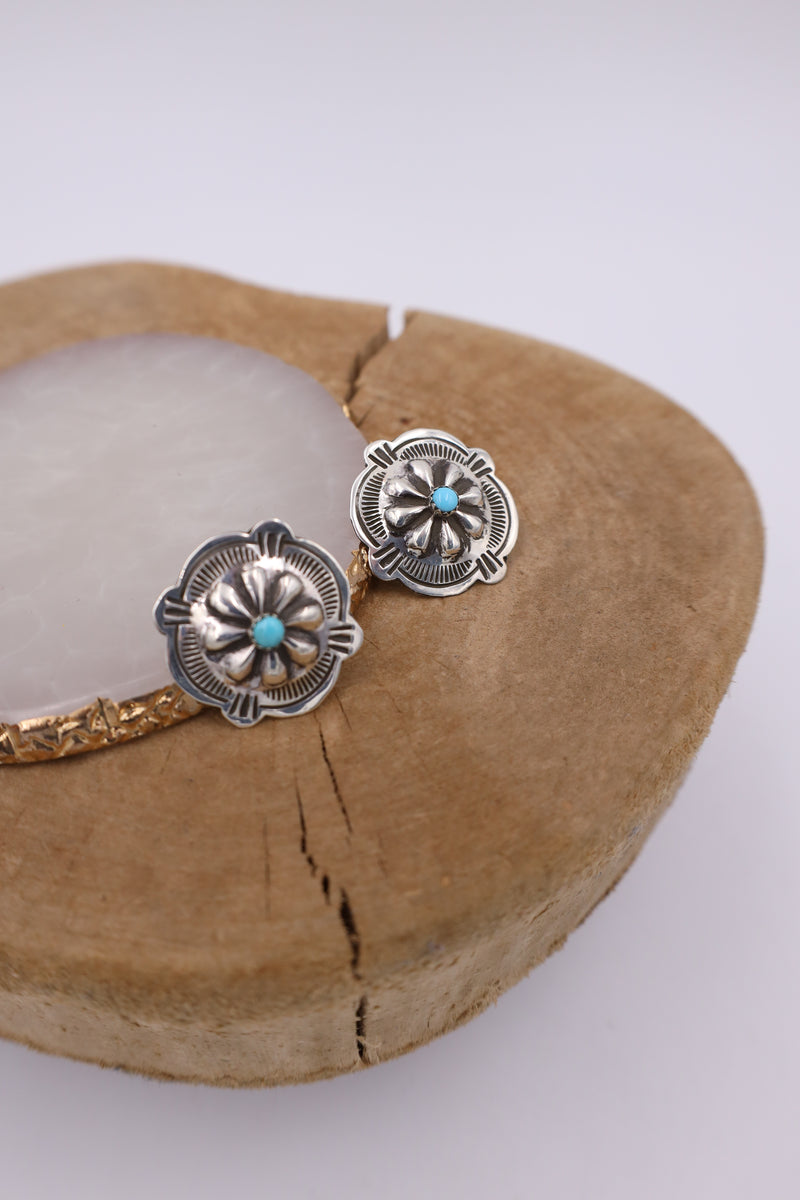 CONCHO STAMPED TURQUOISE DOT EARRING