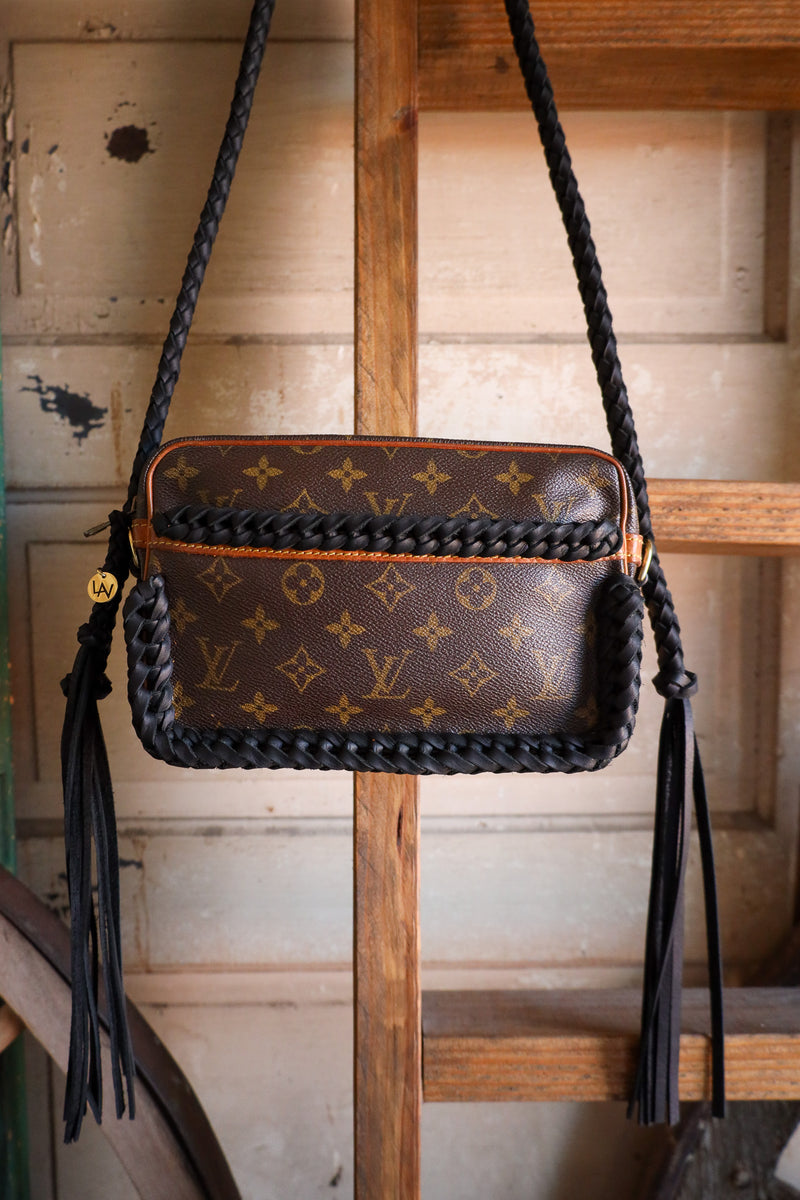 Leather and Vodka Compiegne 23 Noir Braided Handbag