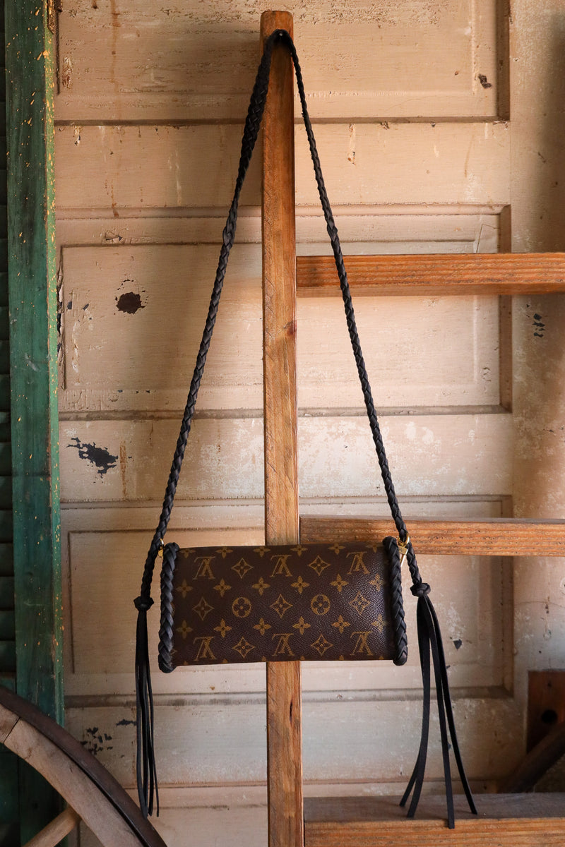 Leather and Vodka x Richard Schmidt Twin Pochette Noir Longhorn Concho Handbag 