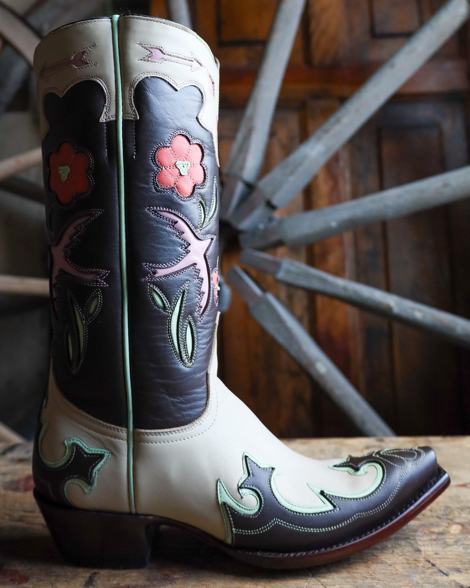 MAVERICK EXCLUSIVE OLD GRINGO WOMEN'S GOLONDRINA 12