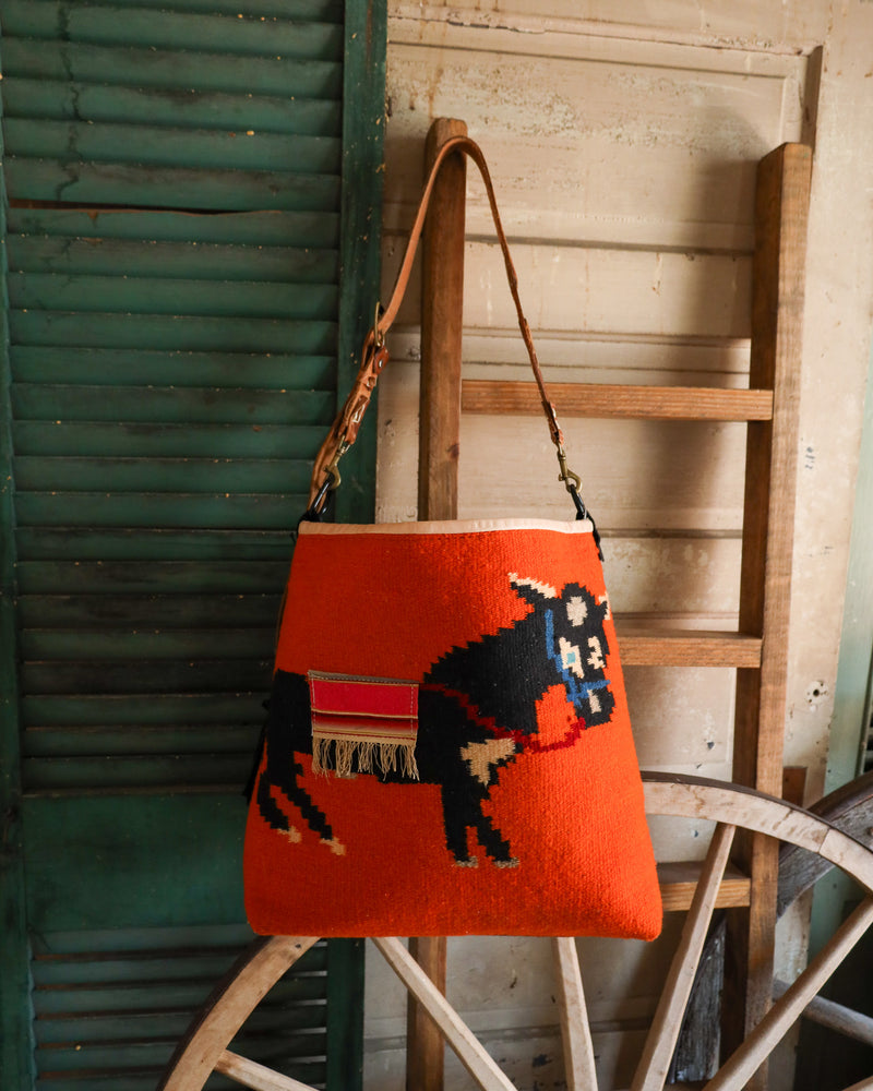 Totem Vintage Donkey Tote