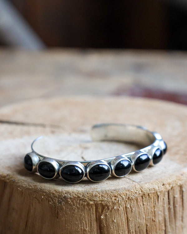 Federico 10 Onyx Ovals Cuff 