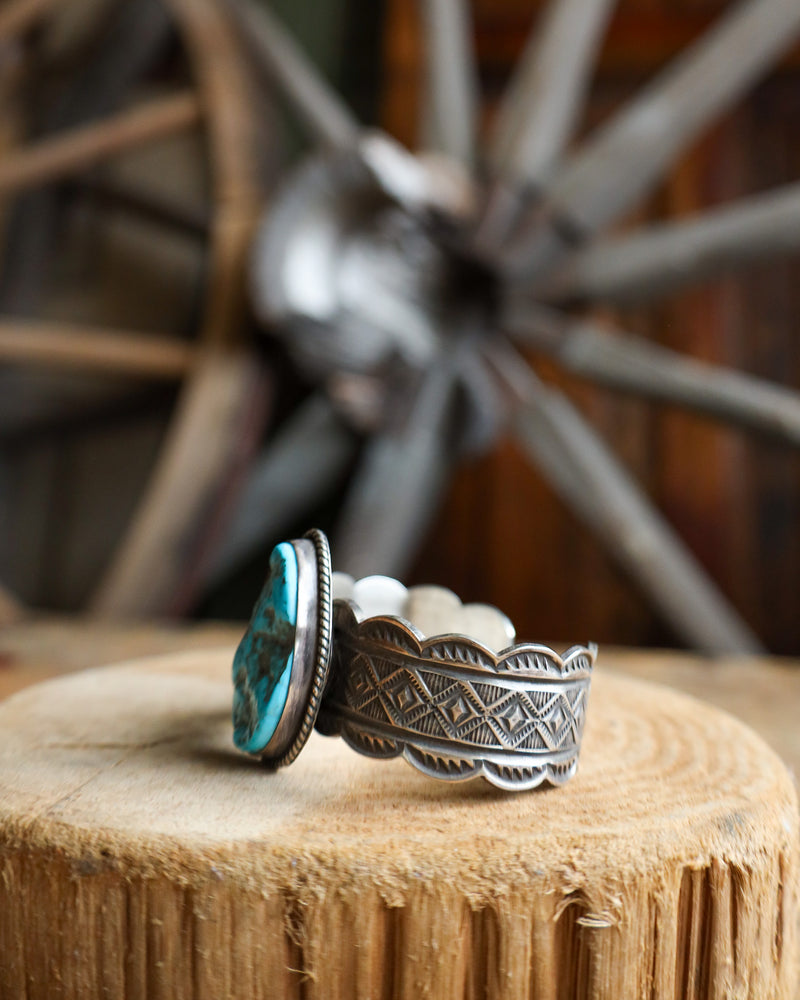 Large Turquoise Nugget With Scallop Band Cuff 