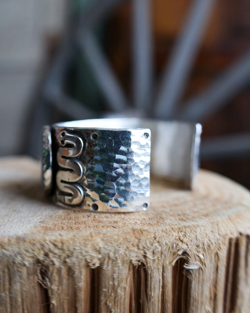 RICHARD SCHMIDT SNAKE AND MOTHER OF PEARL OVALS CUFF