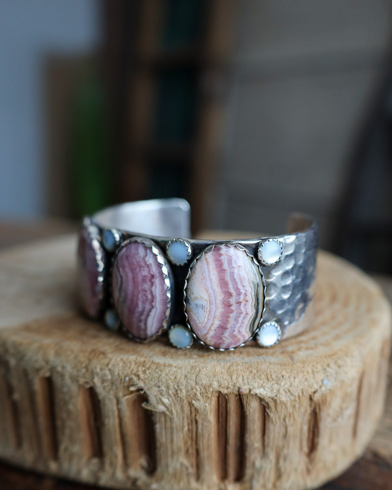 RICHARD SCHMIDT RHODOCHROSITE AND MOTHER OF PEARL CUFF