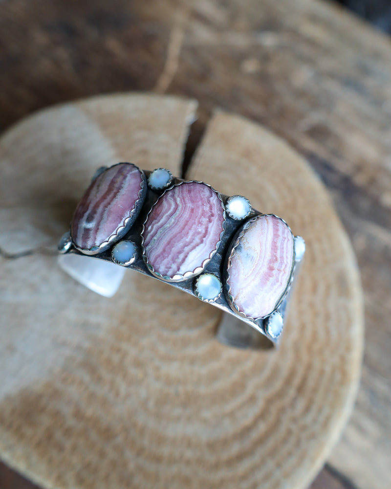 RICHARD SCHMIDT RHODOCHROSITE AND MOTHER OF PEARL CUFF