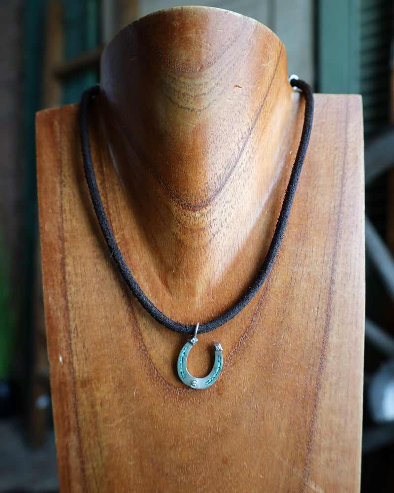 LOVE TOKENS HORSESHOE DIAMOND TURQUOISE INLAY LEATHER NECKLACE