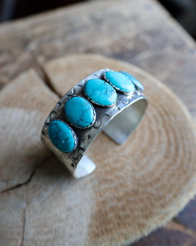 RICHARD SCHMIDT 5 TURQUOISE OVALS 1" CUFF