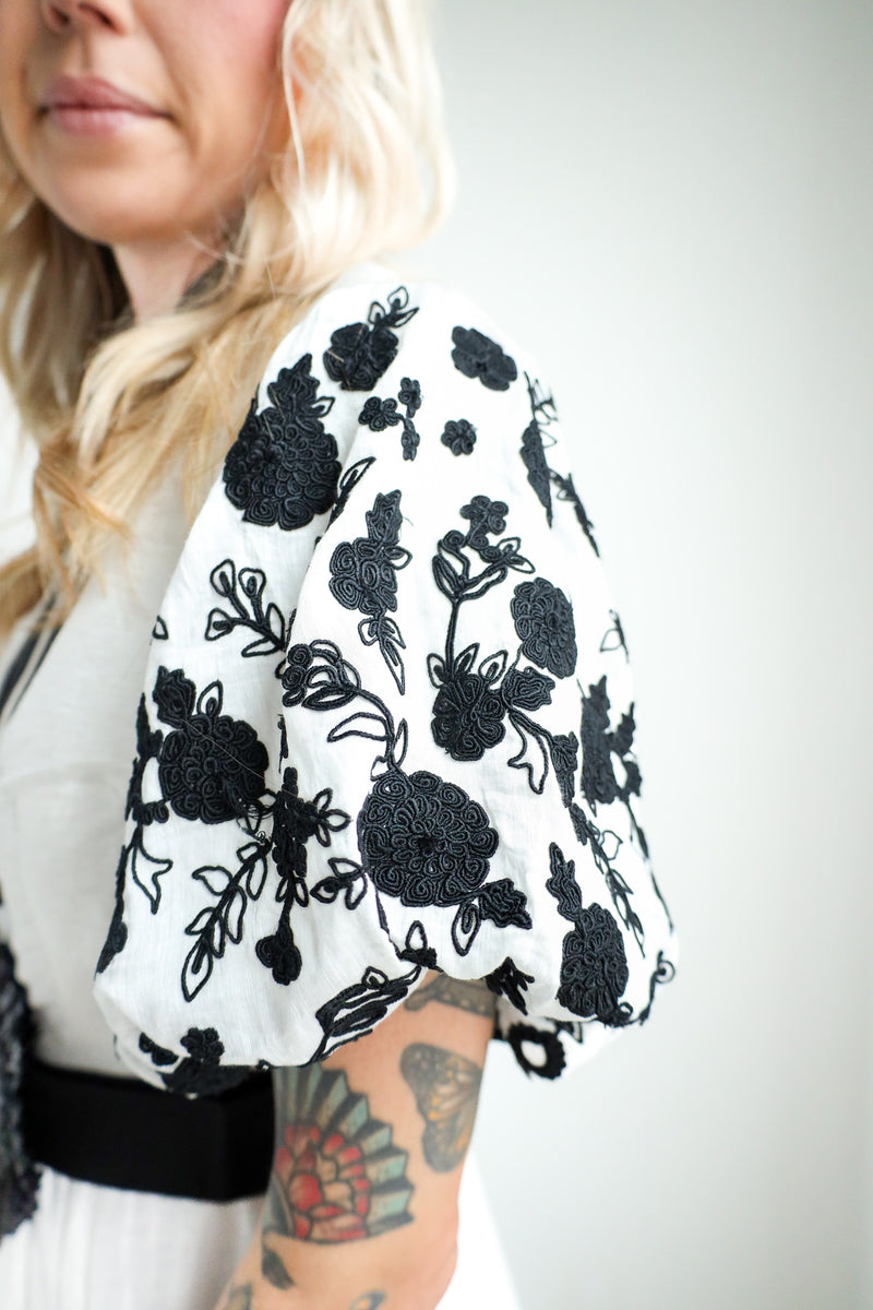 La Fuori Shirt Noir Floral Dress
