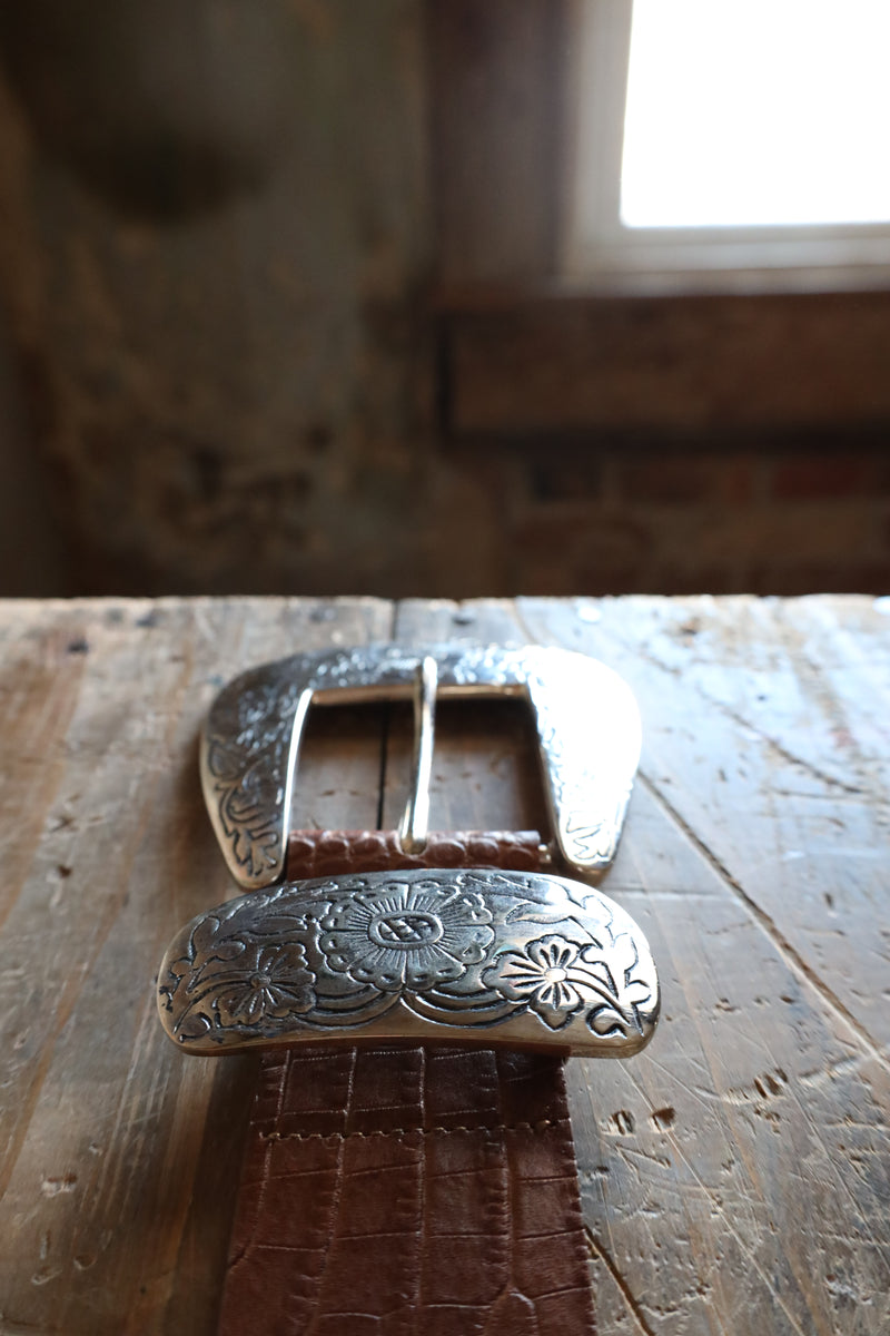 Brown croc belt with antiqued extra large buckle set belt