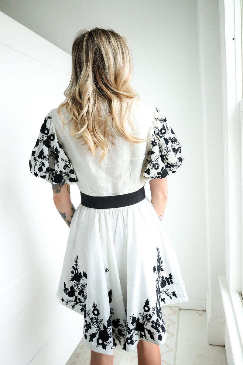 La Fuori Shirt Noir Floral Dress