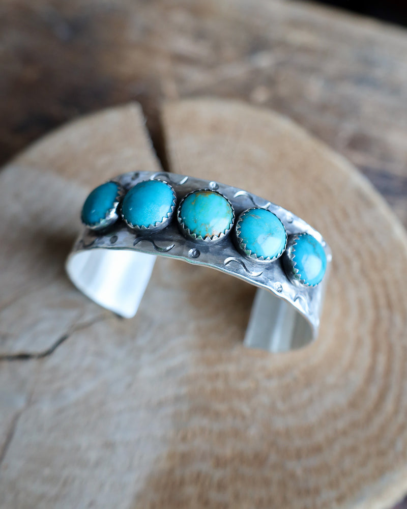 RICHARD SCHMIDT 5 TURQUOISE ROUNDS 3/4" CUFF