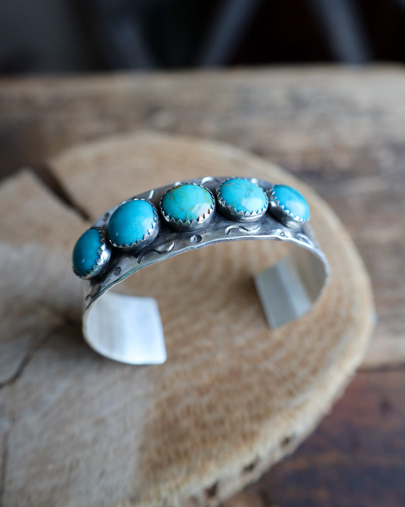 RICHARD SCHMIDT 5 TURQUOISE ROUNDS 3/4" CUFF