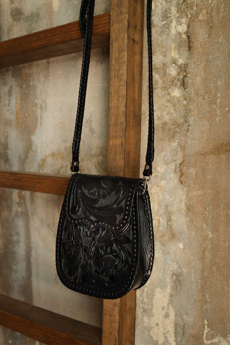 QUE CHULA CHIQUITA PURSE- BLACK