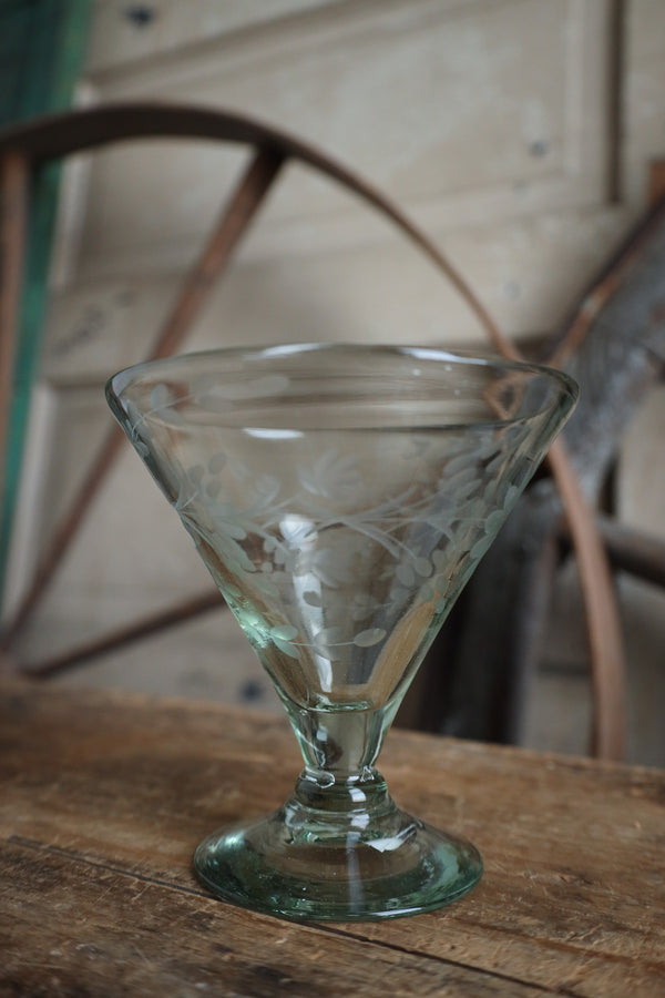 Rose Ann Hall Condessa Postre Glass- Clear 