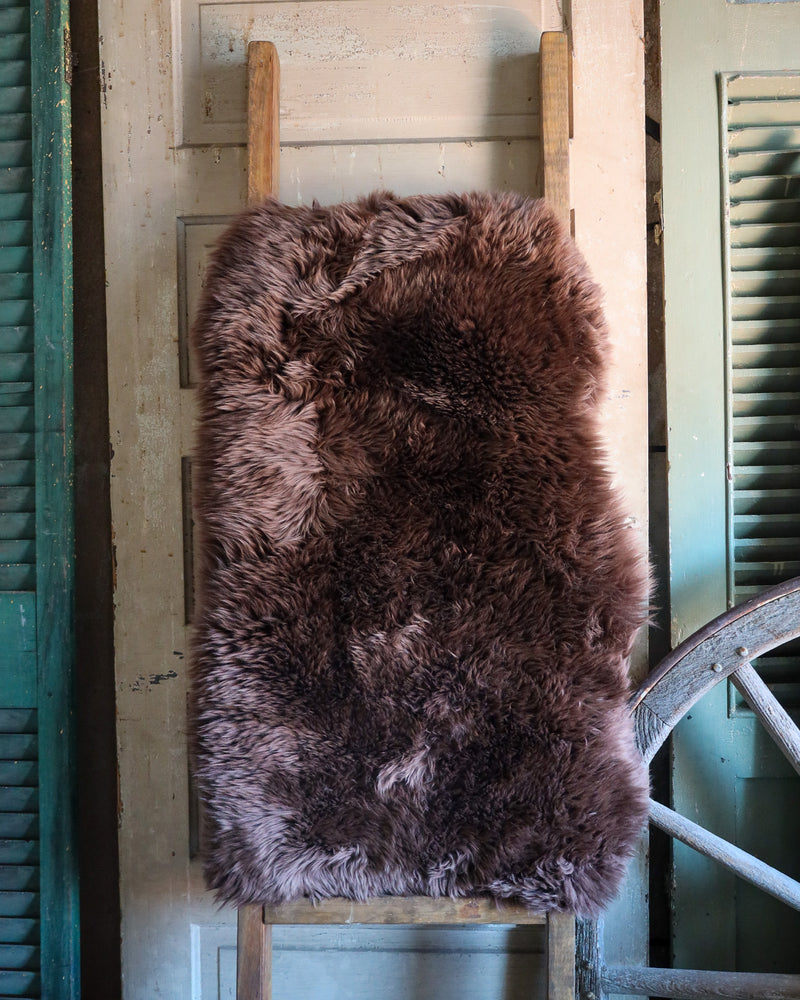 Wild Kiwi Australian Sheepskin Rug- Chocolate