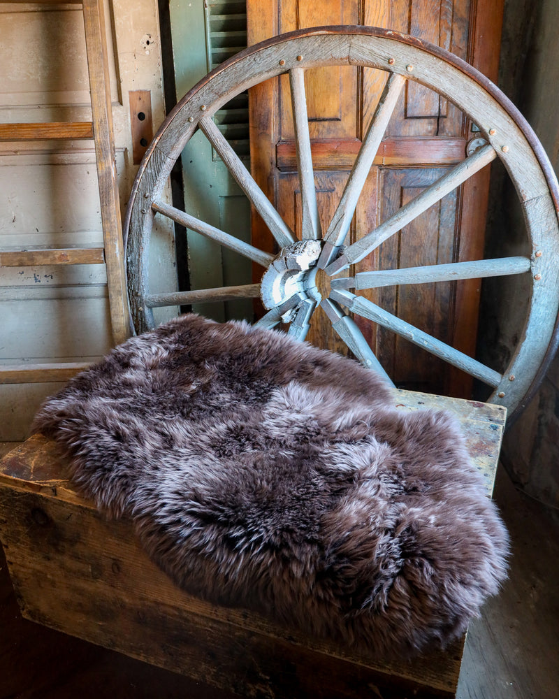 Wild Kiwi Australian Sheepskin Rug- Chocolate