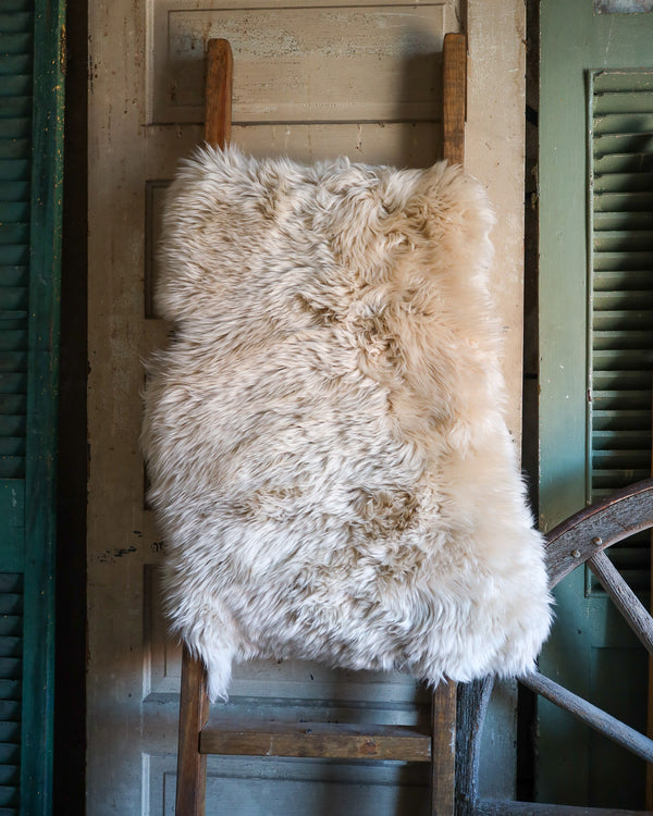 Wild Kiwi Australian Sheepskin Rug- Cream