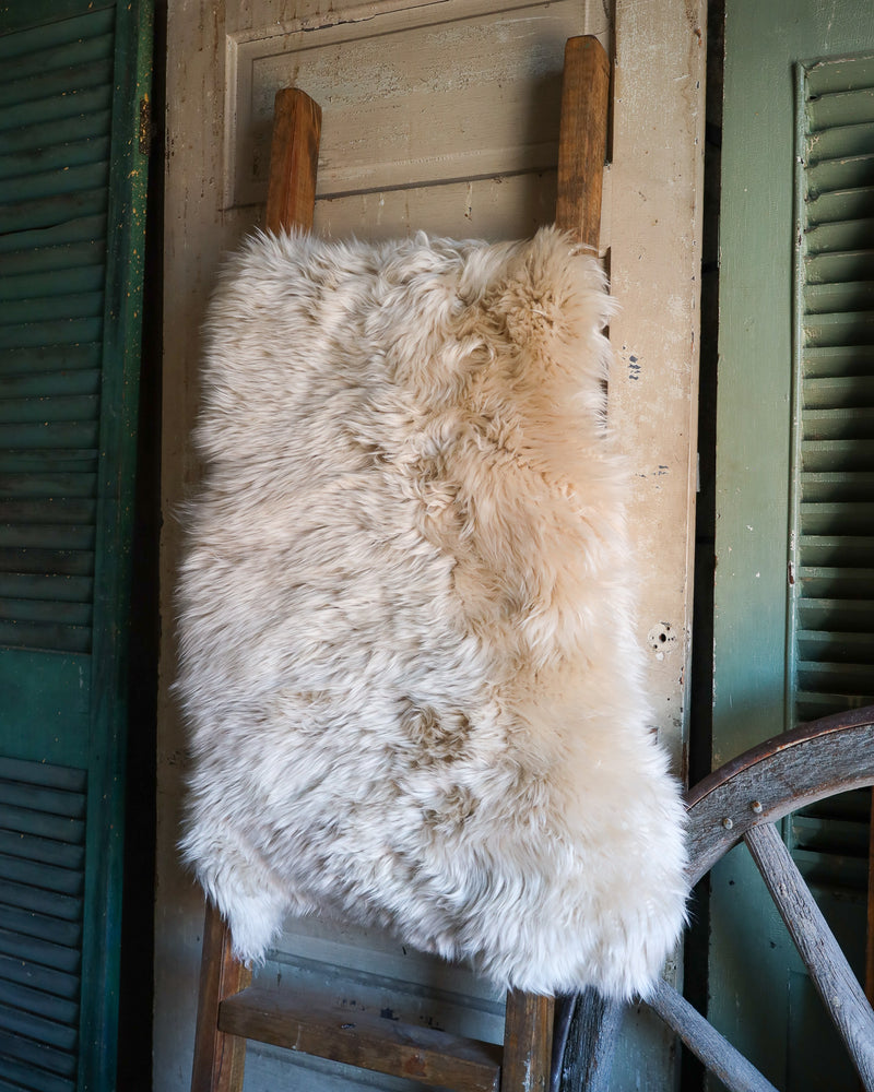 Wild Kiwi Australian Sheepskin Rug- Cream