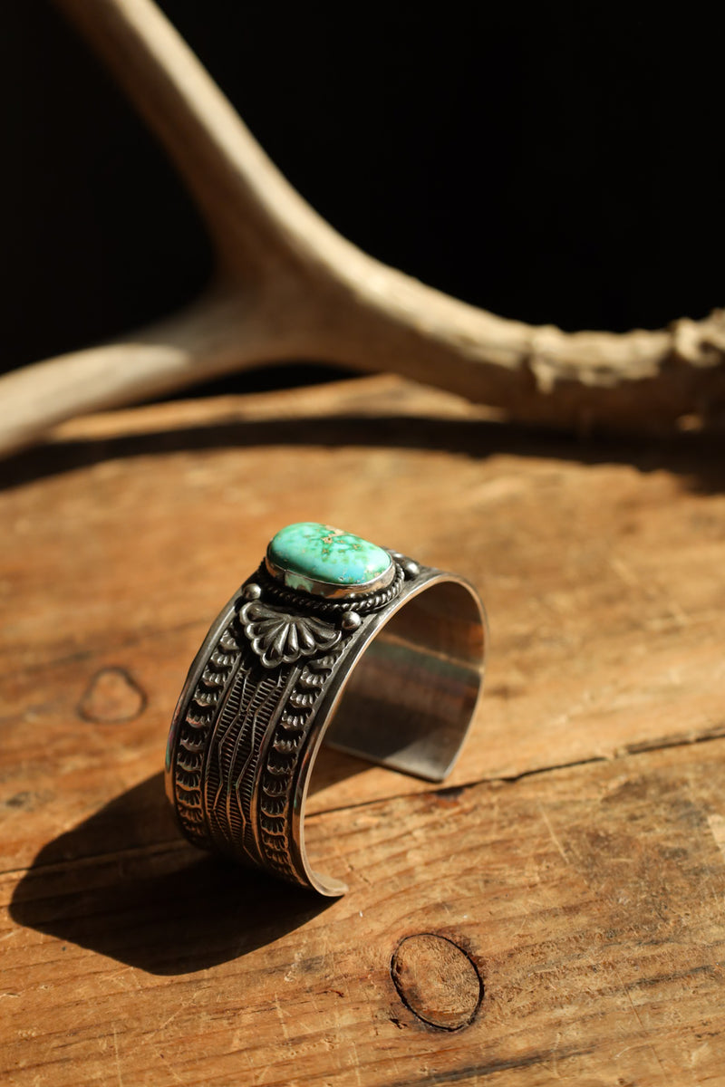 GREEN TURQUOISE ORNATE BAND CUFF