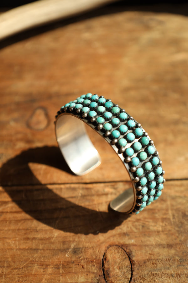 3 ROWS TURQUOISE DOTS CUFF 