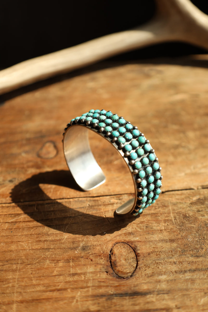 3 ROWS TURQUOISE DOTS CUFF 