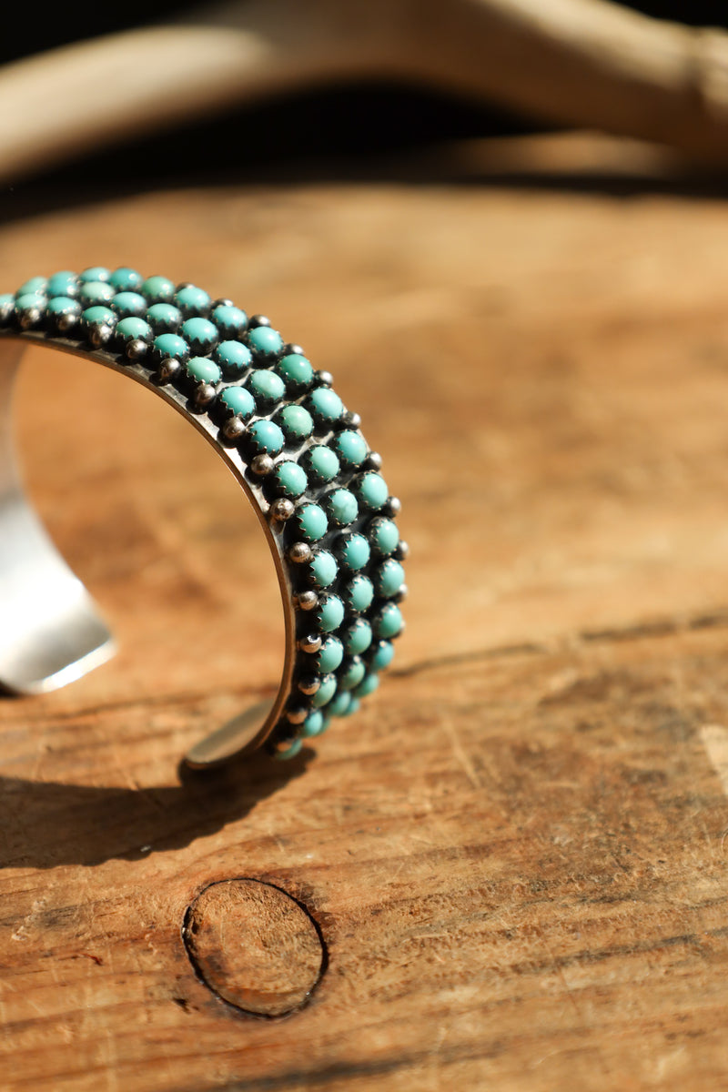 3 ROWS TURQUOISE DOTS CUFF 