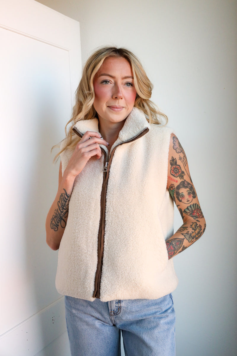 Dylan Mountain High Vest Natural