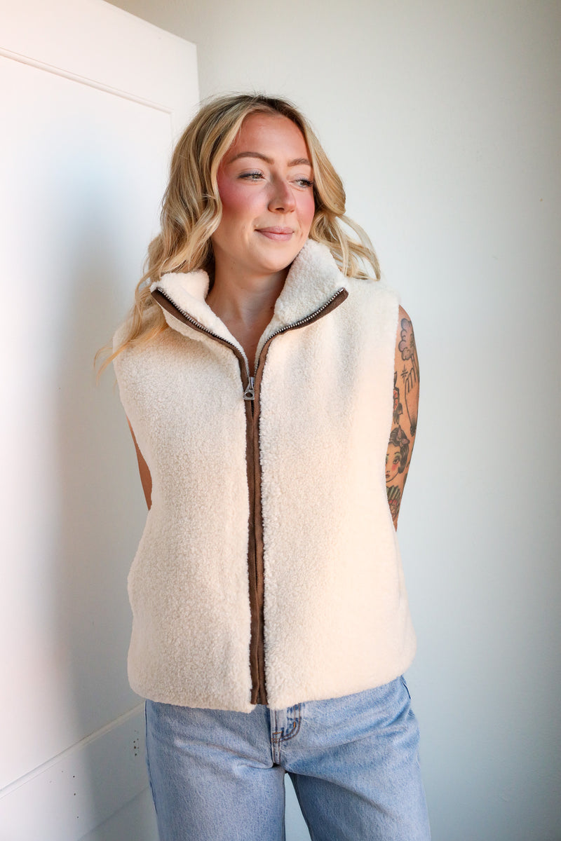 Dylan Mountain High Vest Natural