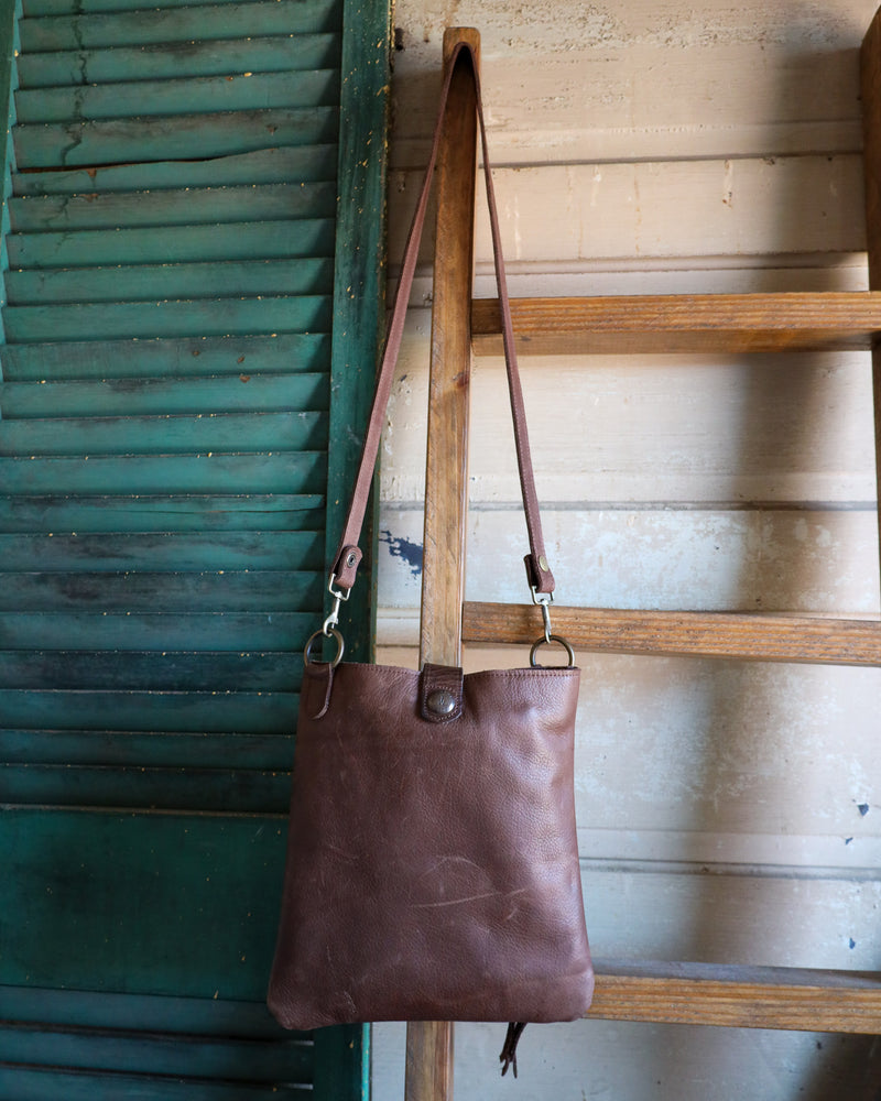 Two Bar West Small 4 Stones Kansas Handbag- Brown