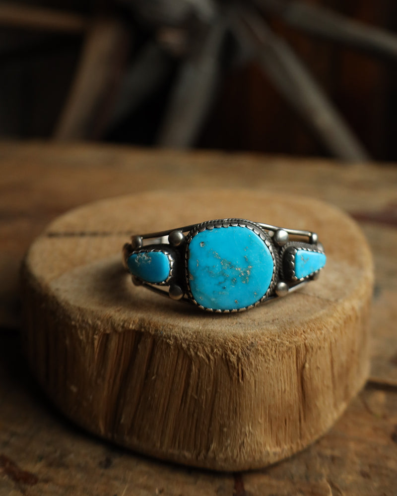 Large Center 2 Small Blue Gem Turquoise Cuff