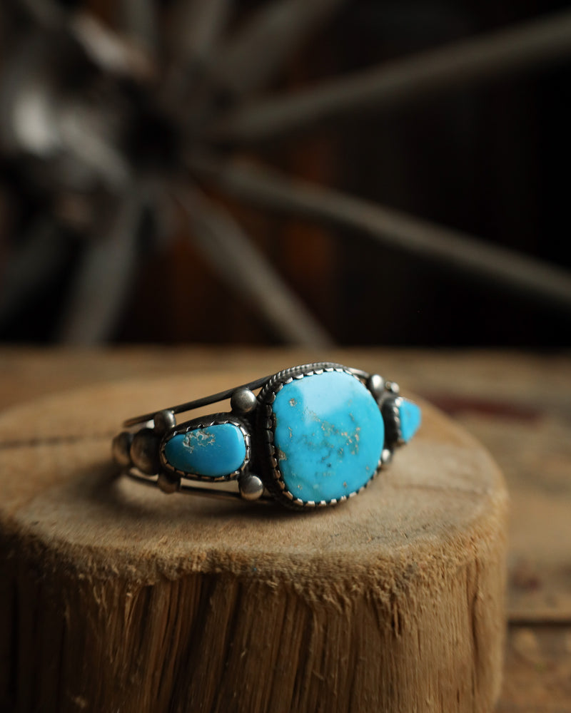 Large Center 2 Small Blue Gem Turquoise Cuff