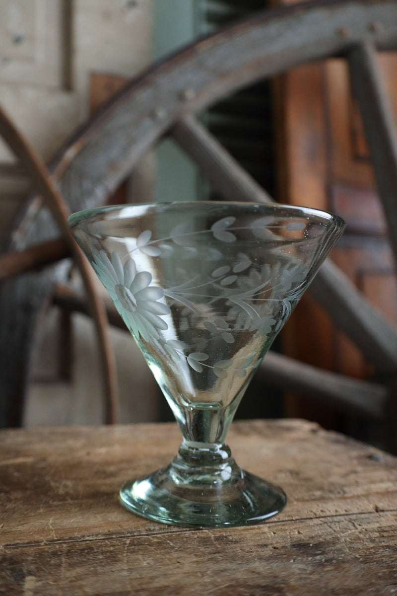 Rose Ann Hall Condessa Postre Glass- Clear